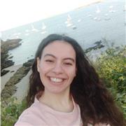 Hey, je suis Katia et j'ai l'habitude d'enseiger à mon petit frère ainsi qu'à mes petits cousins, je suis très douce et j'aime travailler avec les enfants . Avec de la bonne humeur et un peu de maîtrise tout le monde peut apprendre à aimé les études. Un ê